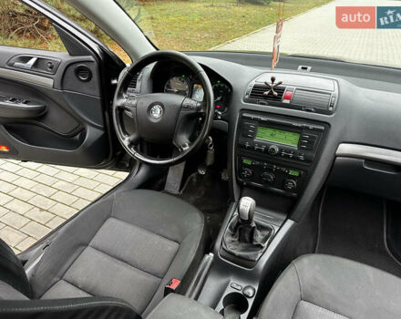Шкода Октавія, об'ємом двигуна 2 л та пробігом 335 тис. км за 5999 $, фото 28 на Automoto.ua