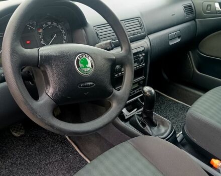 Шкода Октавия, объемом двигателя 1.6 л и пробегом 190 тыс. км за 6350 $, фото 4 на Automoto.ua