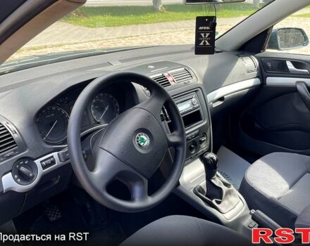 Шкода Октавия 2007 в Вознесенске на Automoto.ua Шкода Октавия, объемом двигателя 1.6 л и пробегом 213 тыс. км за 6200 $, фото 4 на Automoto.ua