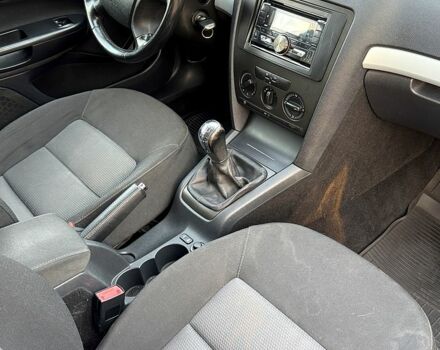 Шкода Октавия, объемом двигателя 1.6 л и пробегом 240 тыс. км за 6400 $, фото 6 на Automoto.ua