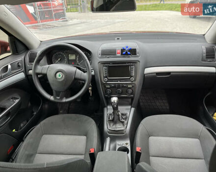 Шкода Октавія, об'ємом двигуна 1.6 л та пробігом 257 тис. км за 5999 $, фото 9 на Automoto.ua