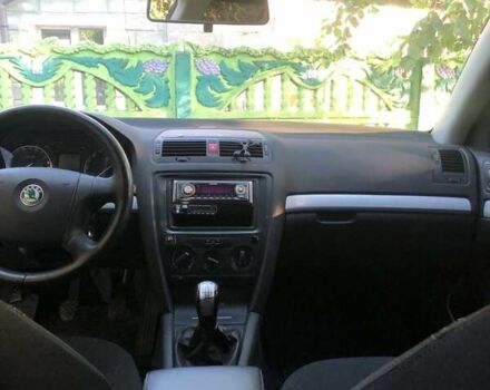 Шкода Октавія, об'ємом двигуна 2 л та пробігом 220 тис. км за 7300 $, фото 6 на Automoto.ua