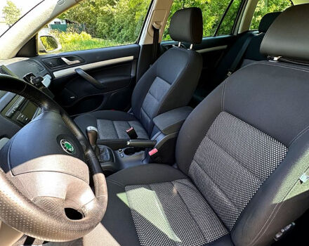 Шкода Октавия, объемом двигателя 2 л и пробегом 247 тыс. км за 8900 $, фото 7 на Automoto.ua