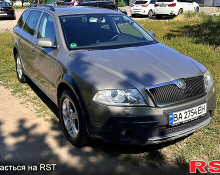 Шкода Октавия, объемом двигателя 2 л и пробегом 247 тыс. км за 8900 $, фото 2 на Automoto.ua
