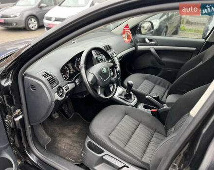 Шкода Октавия 2009 в Староконстантинов на Automoto.ua Шкода Октавия, объемом двигателя 1.8 л и пробегом 235 тыс. км за 7500 $, фото 8 на Automoto.ua