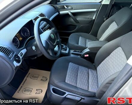 Шкода Октавия, объемом двигателя 1.6 л и пробегом 218 тыс. км за 9200 $, фото 6 на Automoto.ua