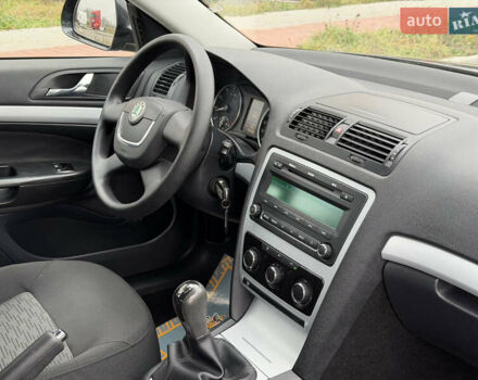 Шкода Октавія, об'ємом двигуна 1.6 л та пробігом 195 тис. км за 8499 $, фото 12 на Automoto.ua