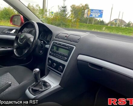 Шкода Октавия 2010 в Вознесенске на Automoto.ua Шкода Октавия, объемом двигателя 1.6 л и пробегом 171 тыс. км за 7900 $, фото 5 на Automoto.ua