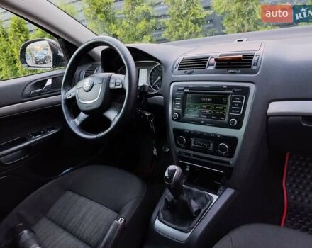 Шкода Октавия, объемом двигателя 1.8 л и пробегом 185 тыс. км за 7500 $, фото 3 на Automoto.ua