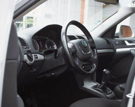 Шкода Октавия, объемом двигателя 1.6 л и пробегом 228 тыс. км за 9500 $, фото 8 на Automoto.ua