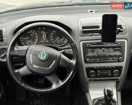 Шкода Октавия, объемом двигателя 1.6 л и пробегом 230 тыс. км за 7000 $, фото 19 на Automoto.ua