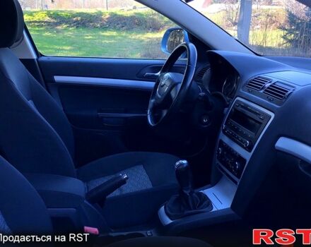Шкода Октавия, объемом двигателя 14 л и пробегом 186 тыс. км за 7300 $, фото 7 на Automoto.ua