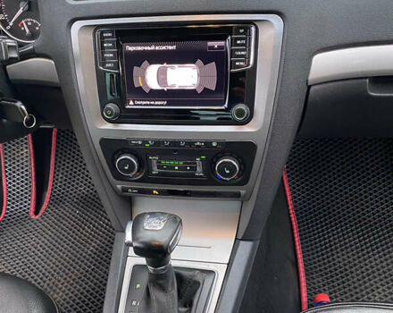 Шкода Октавія, об'ємом двигуна 2 л та пробігом 350 тис. км за 9000 $, фото 6 на Automoto.ua