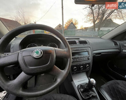 Шкода Октавия, объемом двигателя 1.6 л и пробегом 177 тыс. км за 8600 $, фото 4 на Automoto.ua