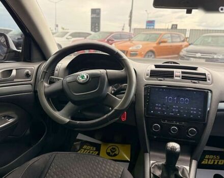 Шкода Октавия, объемом двигателя 1.6 л и пробегом 253 тыс. км за 8500 $, фото 9 на Automoto.ua