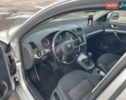 Шкода Октавия, объемом двигателя 1.6 л и пробегом 285 тыс. км за 7800 $, фото 13 на Automoto.ua