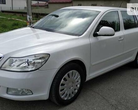 Шкода Октавія, об'ємом двигуна 2 л та пробігом 214 тис. км за 8300 $, фото 1 на Automoto.ua