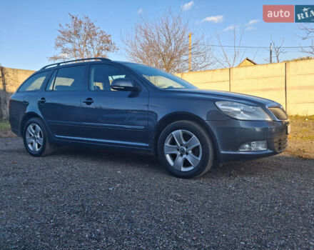 Шкода Октавия, объемом двигателя 1.6 л и пробегом 200 тыс. км за 9999 $, фото 1 на Automoto.ua