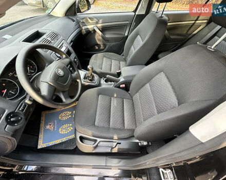 Шкода Октавія, об'ємом двигуна 1.6 л та пробігом 218 тис. км за 7999 $, фото 39 на Automoto.ua