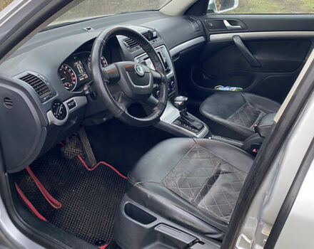 Шкода Октавія, об'ємом двигуна 2 л та пробігом 350 тис. км за 9000 $, фото 9 на Automoto.ua