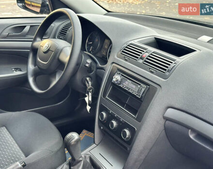 Шкода Октавія, об'ємом двигуна 1.6 л та пробігом 218 тис. км за 7999 $, фото 66 на Automoto.ua