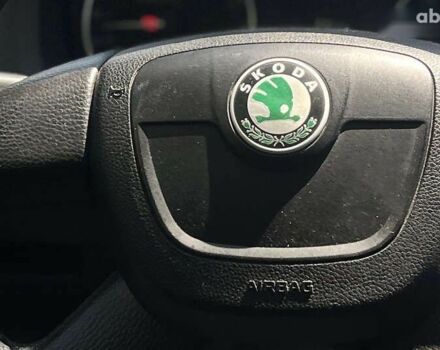 Шкода Октавія, об'ємом двигуна 2 л та пробігом 307 тис. км за 8200 $, фото 9 на Automoto.ua