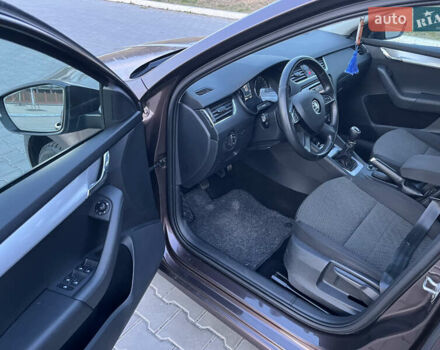 Шкода Октавия, объемом двигателя 1.6 л и пробегом 290 тыс. км за 9500 $, фото 17 на Automoto.ua