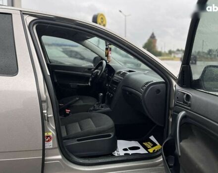 Шкода Октавия, объемом двигателя 1.4 л и пробегом 232 тыс. км за 8500 $, фото 8 на Automoto.ua