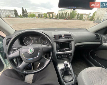 Шкода Октавия, объемом двигателя 1.6 л и пробегом 326 тыс. км за 8199 $, фото 7 на Automoto.ua