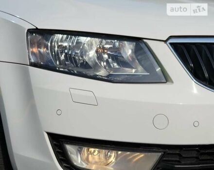Шкода Октавия, объемом двигателя 1.6 л и пробегом 225 тыс. км за 10400 $, фото 7 на Automoto.ua