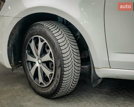 Шкода Октавия, объемом двигателя 1.2 л и пробегом 114 тыс. км за 10497 $, фото 7 на Automoto.ua