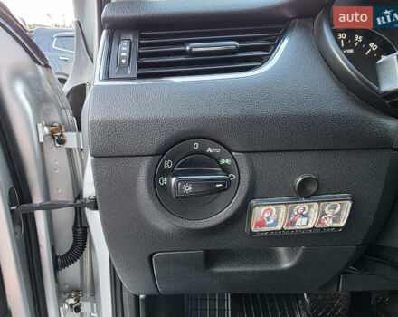 Шкода Октавія, об'ємом двигуна 1.6 л та пробігом 330 тис. км за 9900 $, фото 25 на Automoto.ua