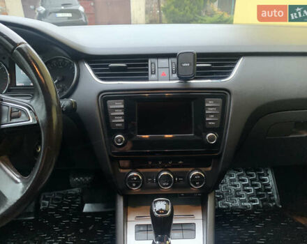 Шкода Октавія, об'ємом двигуна 2 л та пробігом 266 тис. км за 10800 $, фото 17 на Automoto.ua