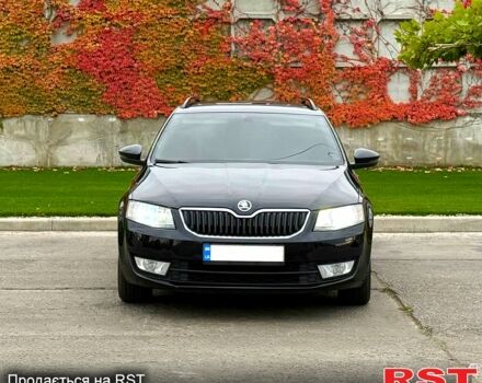 Шкода Октавия 2014 в Днепре (Днепропетровске) на Automoto.ua Шкода Октавия, объемом двигателя 2 л и пробегом 192 тыс. км за 11200 $, фото 2 на Automoto.ua
