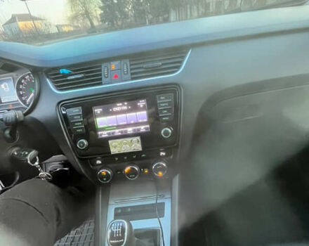 Шкода Октавія, об'ємом двигуна 1.6 л та пробігом 260 тис. км за 9950 $, фото 5 на Automoto.ua