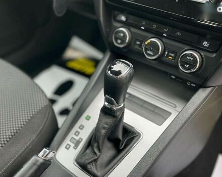 Шкода Октавия, объемом двигателя 1.6 л и пробегом 305 тыс. км за 11600 $, фото 14 на Automoto.ua