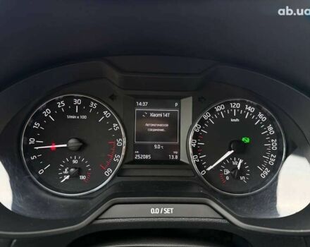 Шкода Октавія, об'ємом двигуна 2 л та пробігом 252 тис. км за 14200 $, фото 15 на Automoto.ua