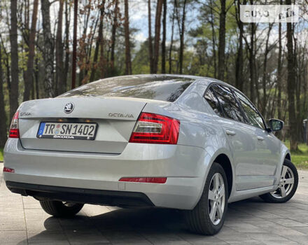 Шкода Октавія, об'ємом двигуна 2 л та пробігом 280 тис. км за 11800 $, фото 16 на Automoto.ua