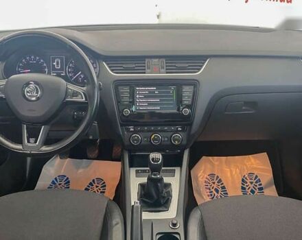 Шкода Октавія, об'ємом двигуна 2 л та пробігом 217 тис. км за 12950 $, фото 18 на Automoto.ua