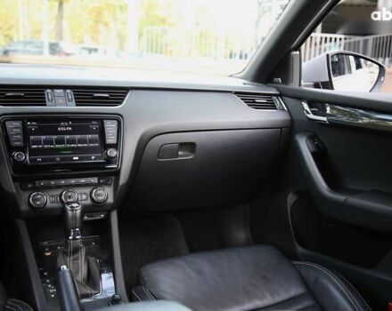 Шкода Октавия, объемом двигателя 2 л и пробегом 222 тыс. км за 17000 $, фото 12 на Automoto.ua