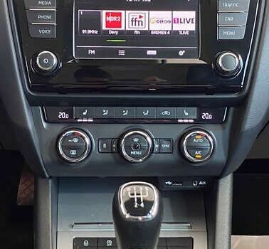 Шкода Октавия, объемом двигателя 1.6 л и пробегом 229 тыс. км за 12850 $, фото 17 на Automoto.ua