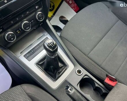 Шкода Октавия, объемом двигателя 1.6 л и пробегом 230 тыс. км за 11300 $, фото 12 на Automoto.ua