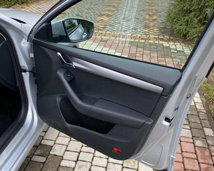Шкода Октавія, об'ємом двигуна 1.2 л та пробігом 73 тис. км за 10500 $, фото 8 на Automoto.ua