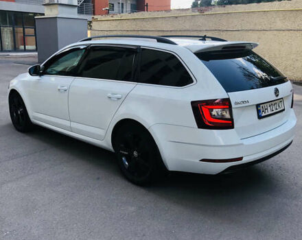 Шкода Октавия, объемом двигателя 2 л и пробегом 250 тыс. км за 14800 $, фото 2 на Automoto.ua