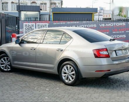 Шкода Октавия, объемом двигателя 2 л и пробегом 350 тыс. км за 13500 $, фото 6 на Automoto.ua