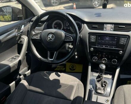 Шкода Октавія, об'ємом двигуна 1.6 л та пробігом 317 тис. км за 12800 $, фото 14 на Automoto.ua