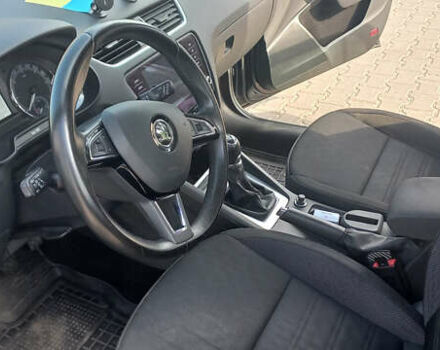 Шкода Октавия, объемом двигателя 1.6 л и пробегом 206 тыс. км за 12727 $, фото 4 на Automoto.ua