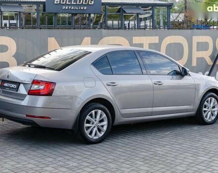 Шкода Октавия, объемом двигателя 2 л и пробегом 350 тыс. км за 13500 $, фото 7 на Automoto.ua