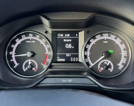 Шкода Октавія, об'ємом двигуна 1.6 л та пробігом 228 тис. км за 14700 $, фото 10 на Automoto.ua