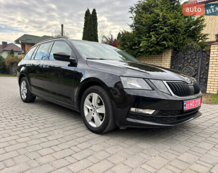 Шкода Октавия 2019 в Рожище на Automoto.ua Шкода Октавия, объемом двигателя 1.6 л и пробегом 256 тыс. км за 12450 $, фото 2 на Automoto.ua